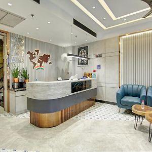 Hotel Uptown 1Km Connaught Place